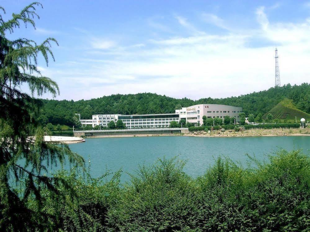 Dolton Resort Tongshenghu Xian de Xian de Changsha Extérieur photo